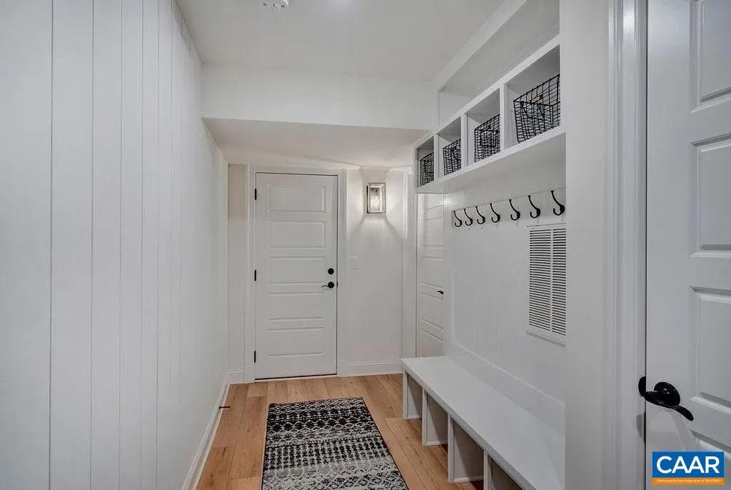 22 Warwick Dr photo 26