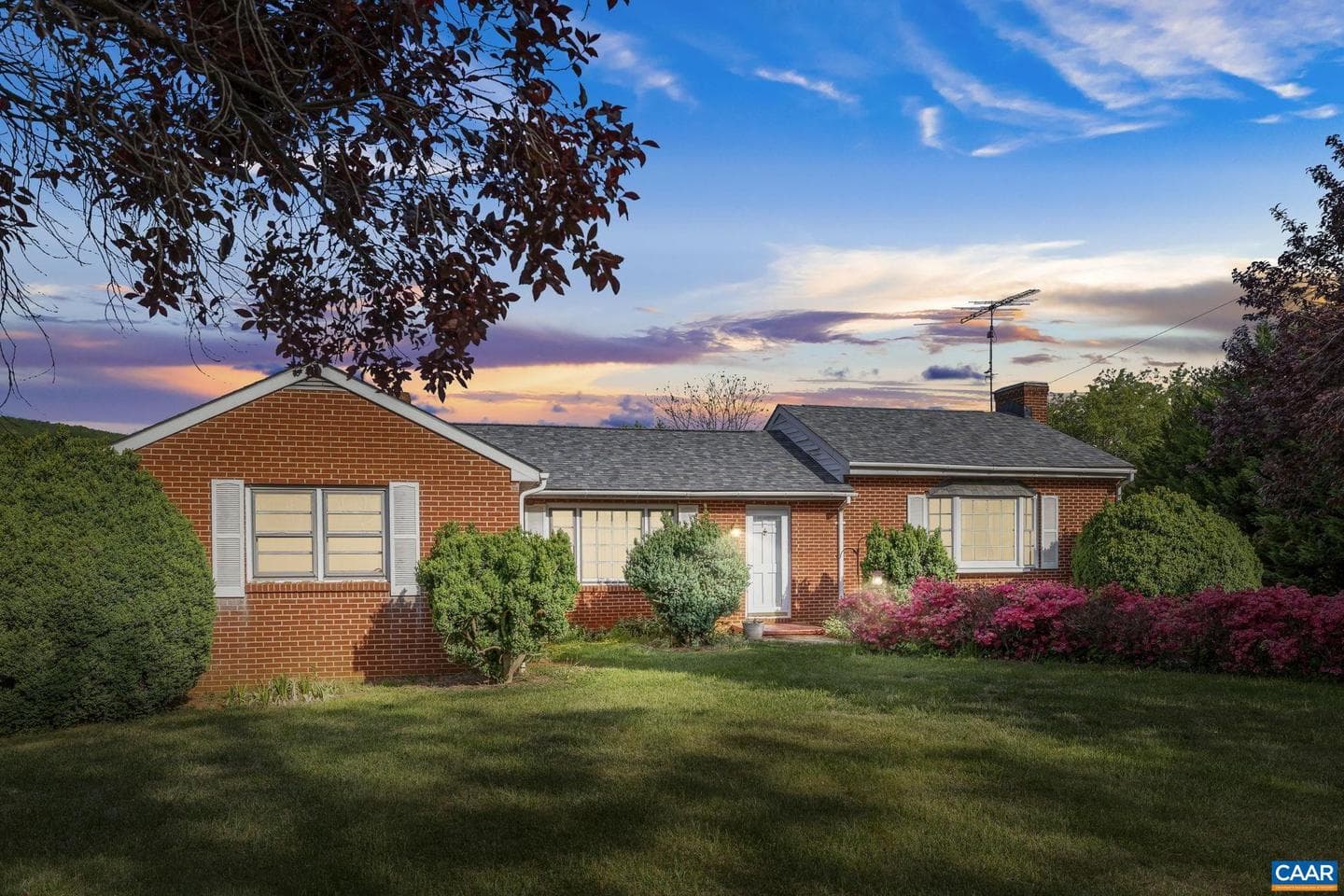 18188 Lovers Ln photo 18