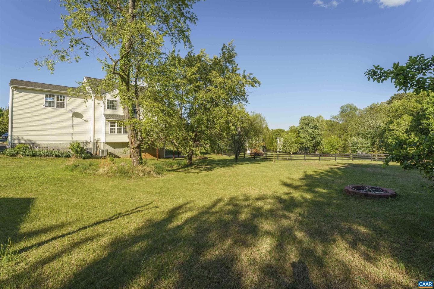 156 Southridge Dr photo 40