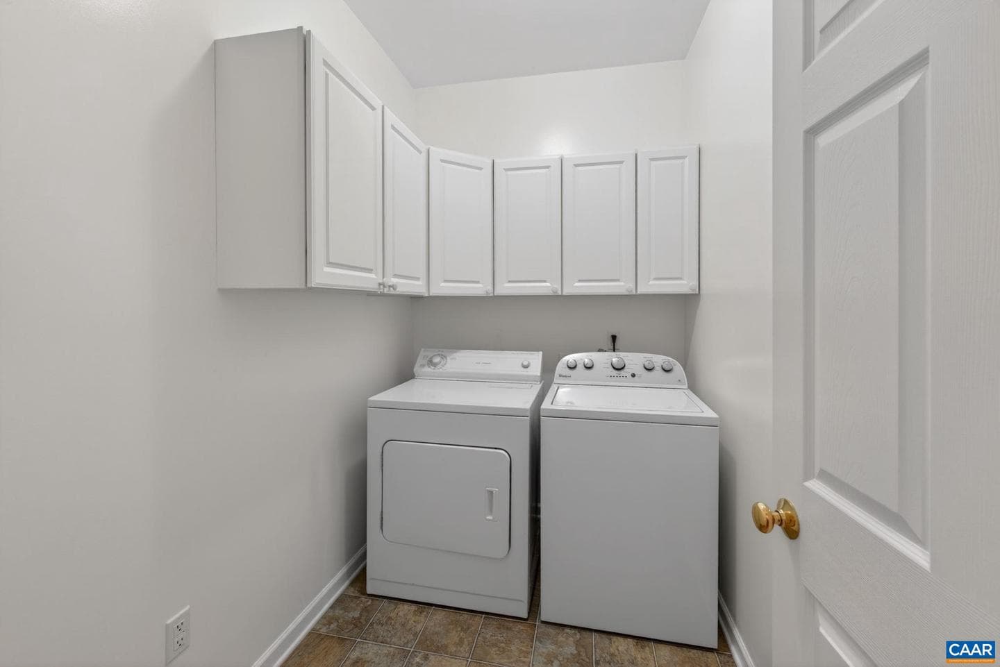 154 White Cedar Rd photo 20