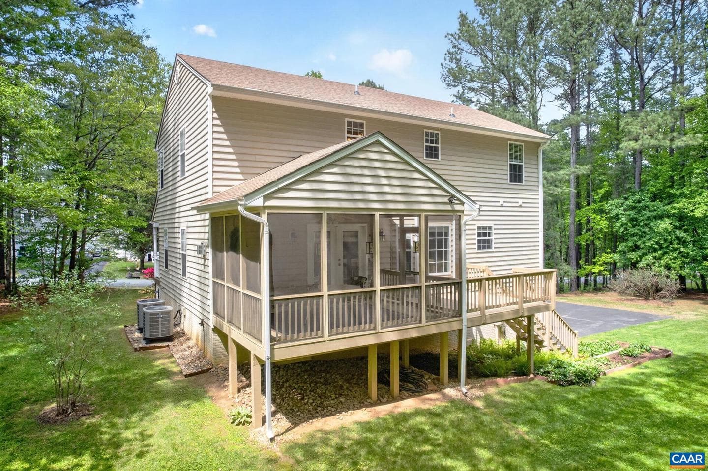 154 White Cedar Rd photo 35