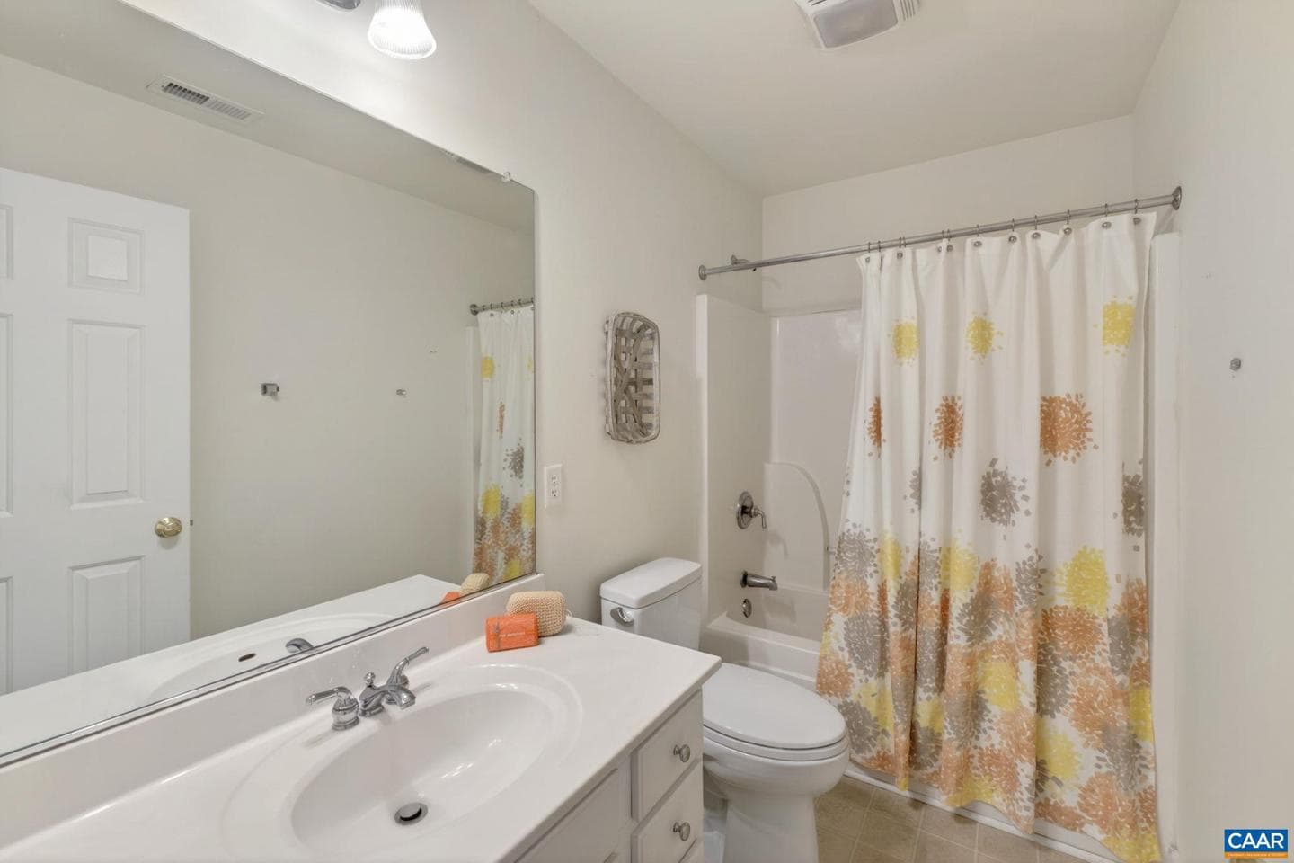 532 Summerford Ln photo 19
