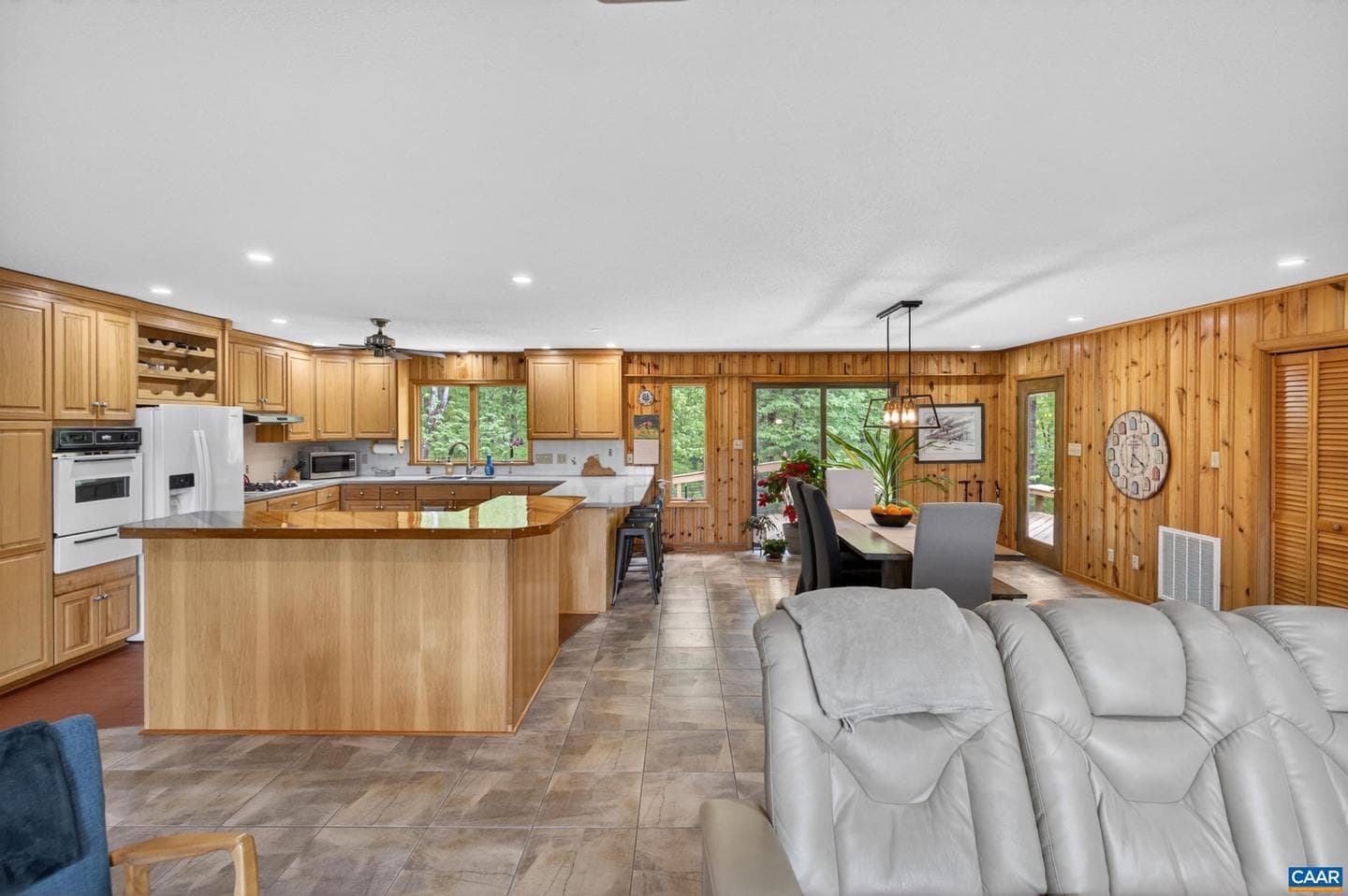 141 Cradon Hill Ln photo 13