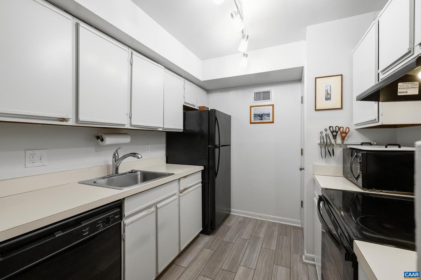 103 Turtle Creek Rd #1 photo 13
