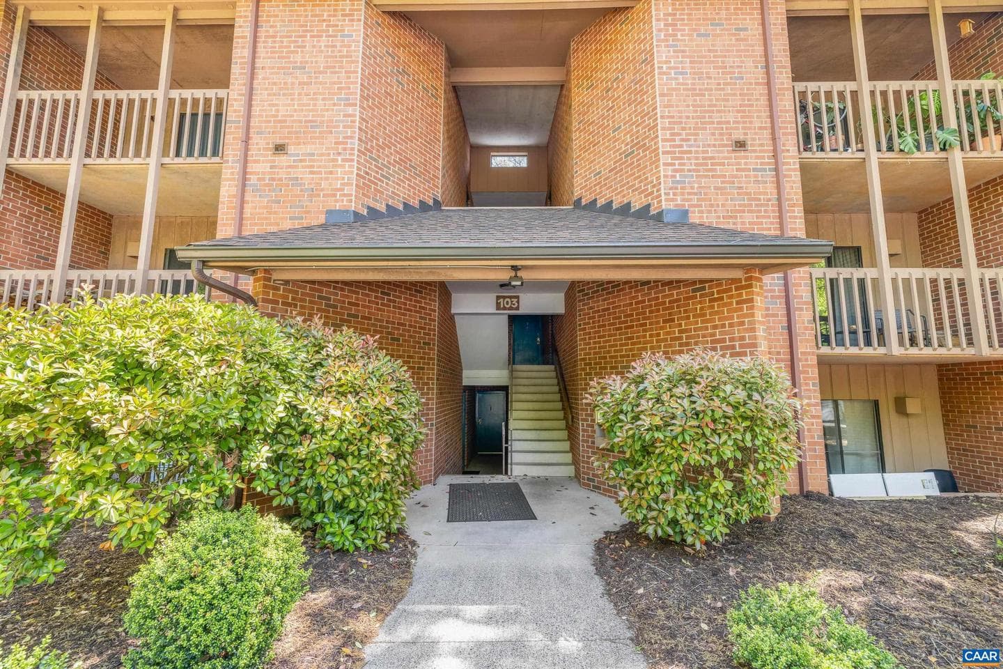 103 Turtle Creek Rd #1 photo 3