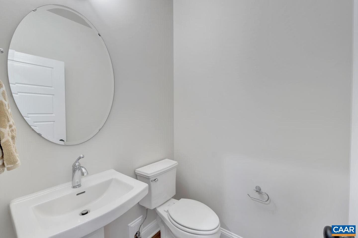 89 Renee Ln photo 11
