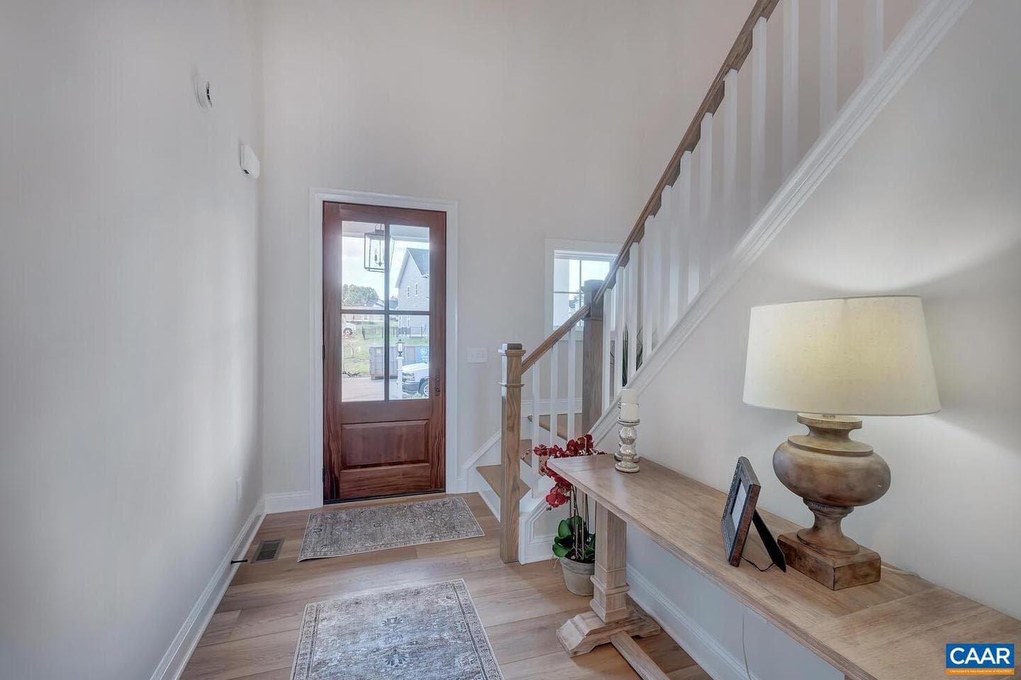 89 Renee Ln photo 3