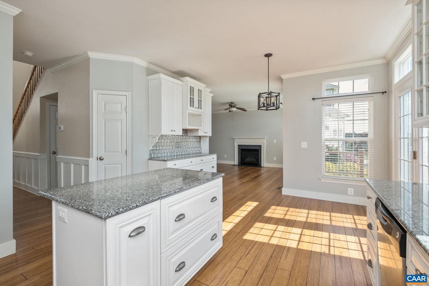 66 Elizabeth Dr photo 10