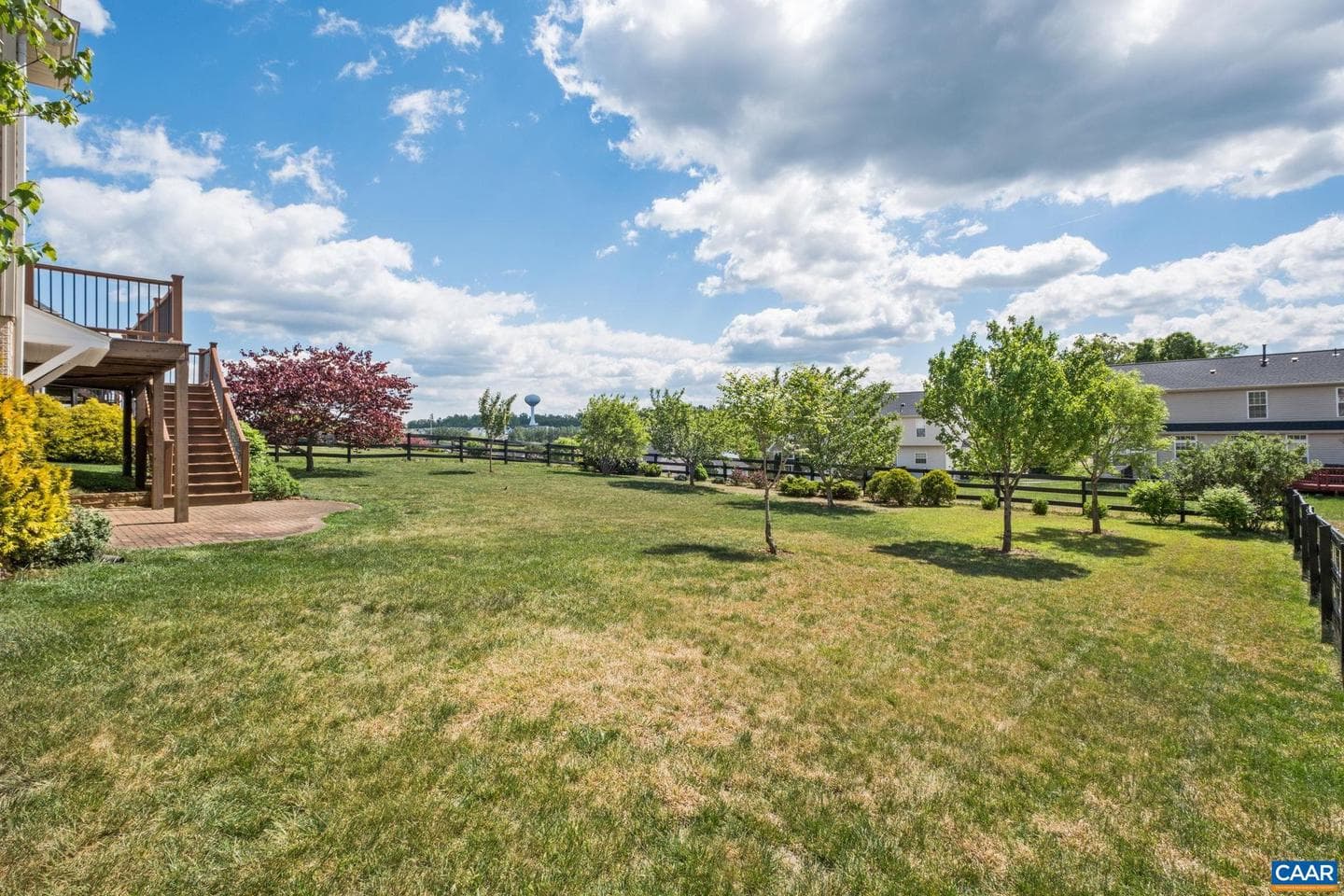 66 Elizabeth Dr photo 40
