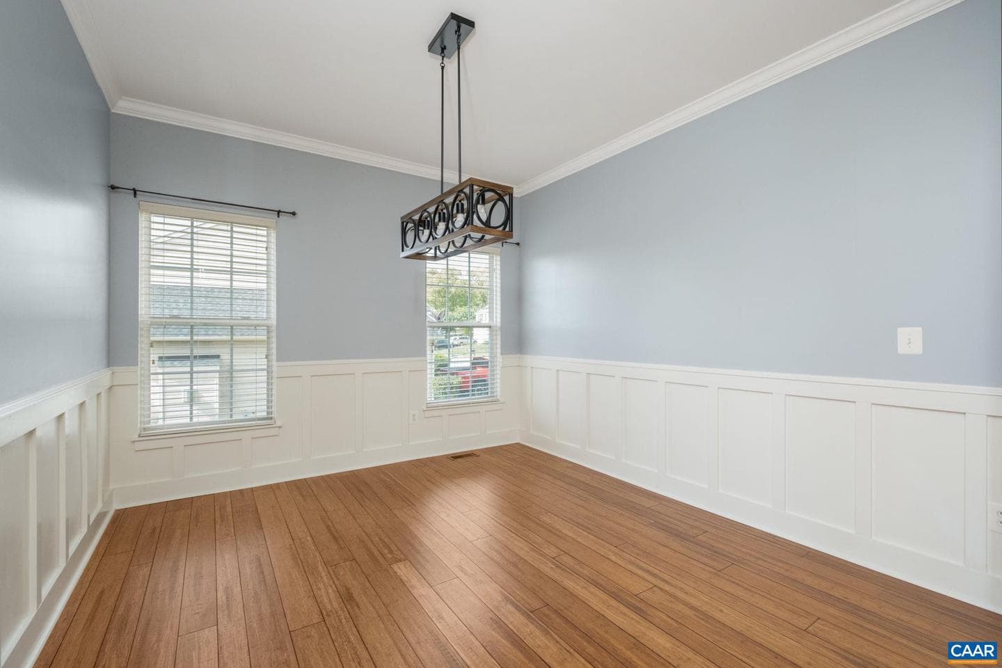 66 Elizabeth Dr photo 8