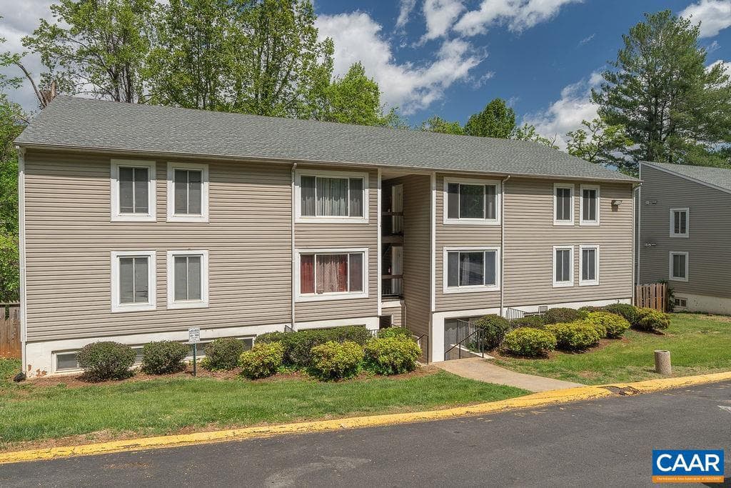 117 Berry St #3