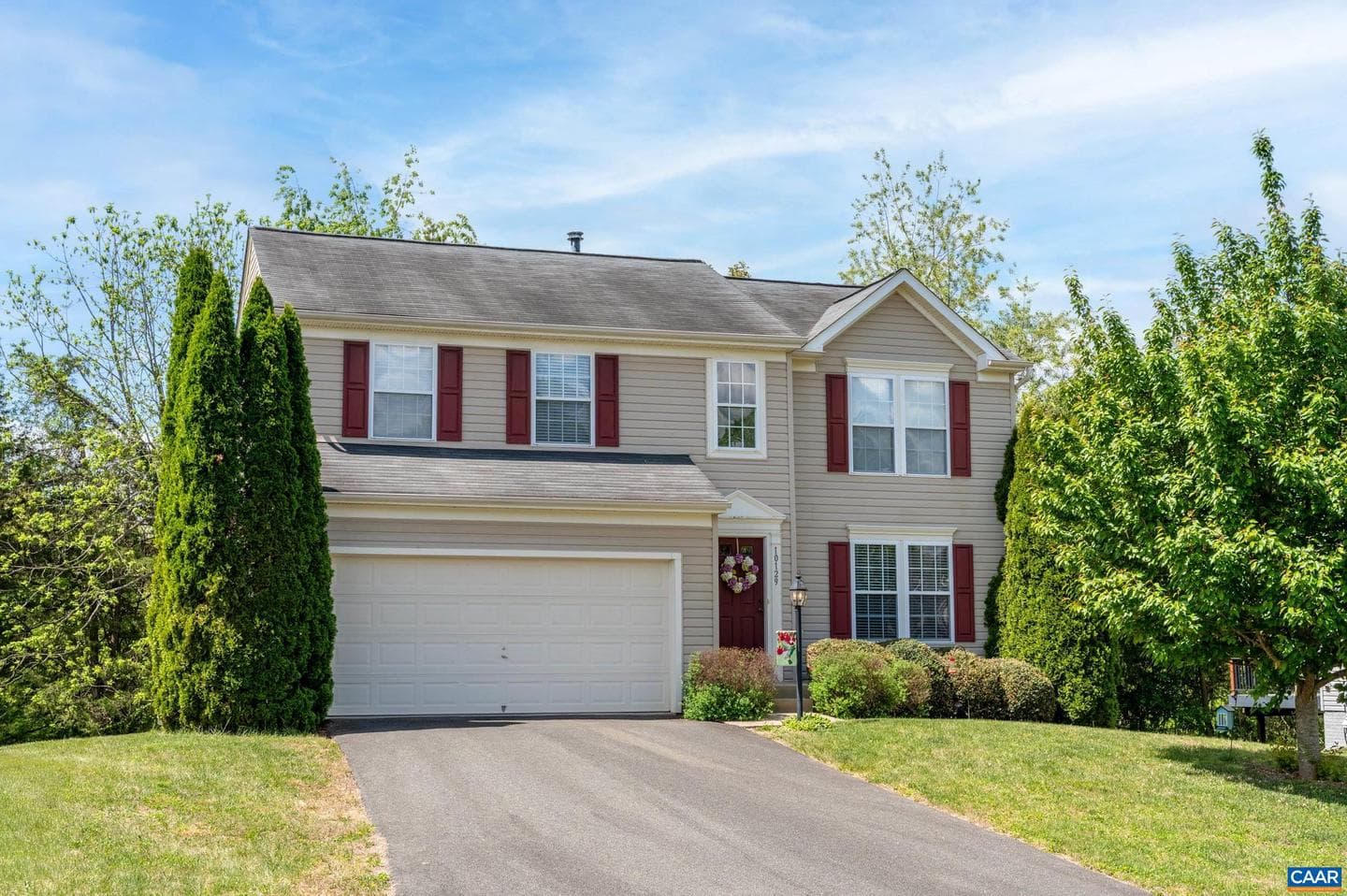 10129 Spring Dr photo 2