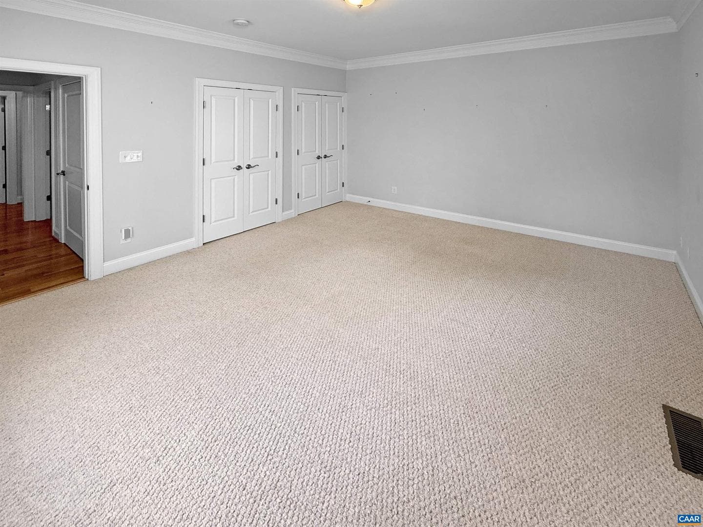 1025 E Pelham Dr photo 25