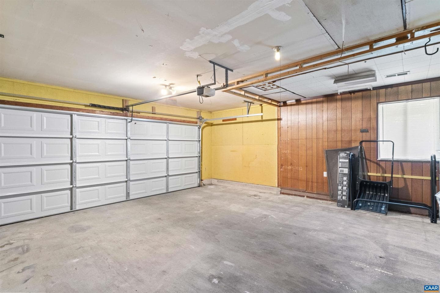279 Tennis Dr photo 23