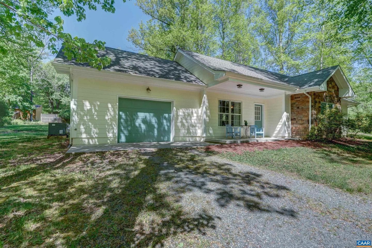 180 Lynx Farm Ln