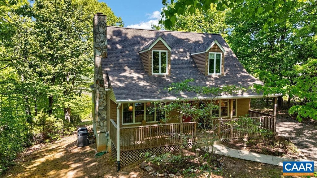 93 Honey Locust Ln photo 3
