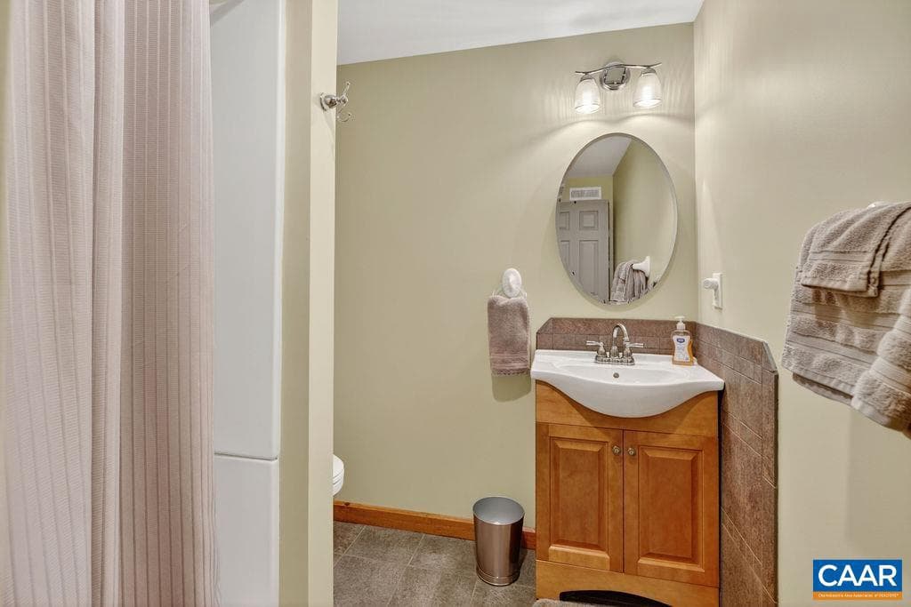 93 Honey Locust Ln photo 52
