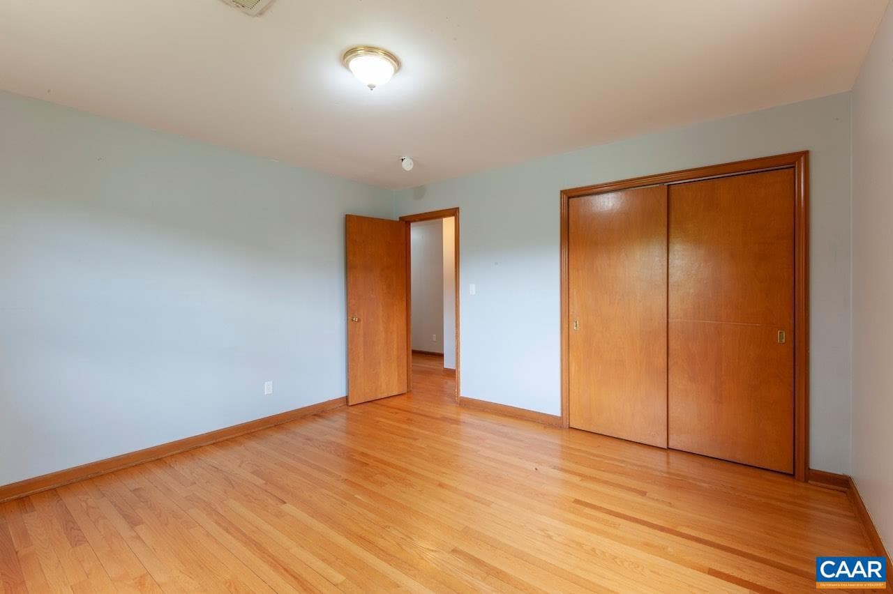 278 Ridge St photo 32