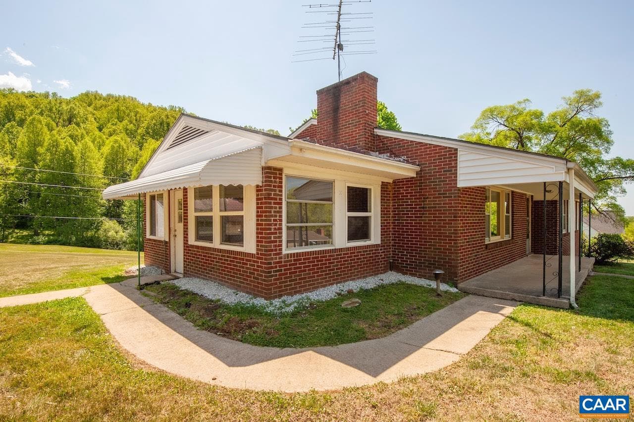 278 Ridge St photo 6