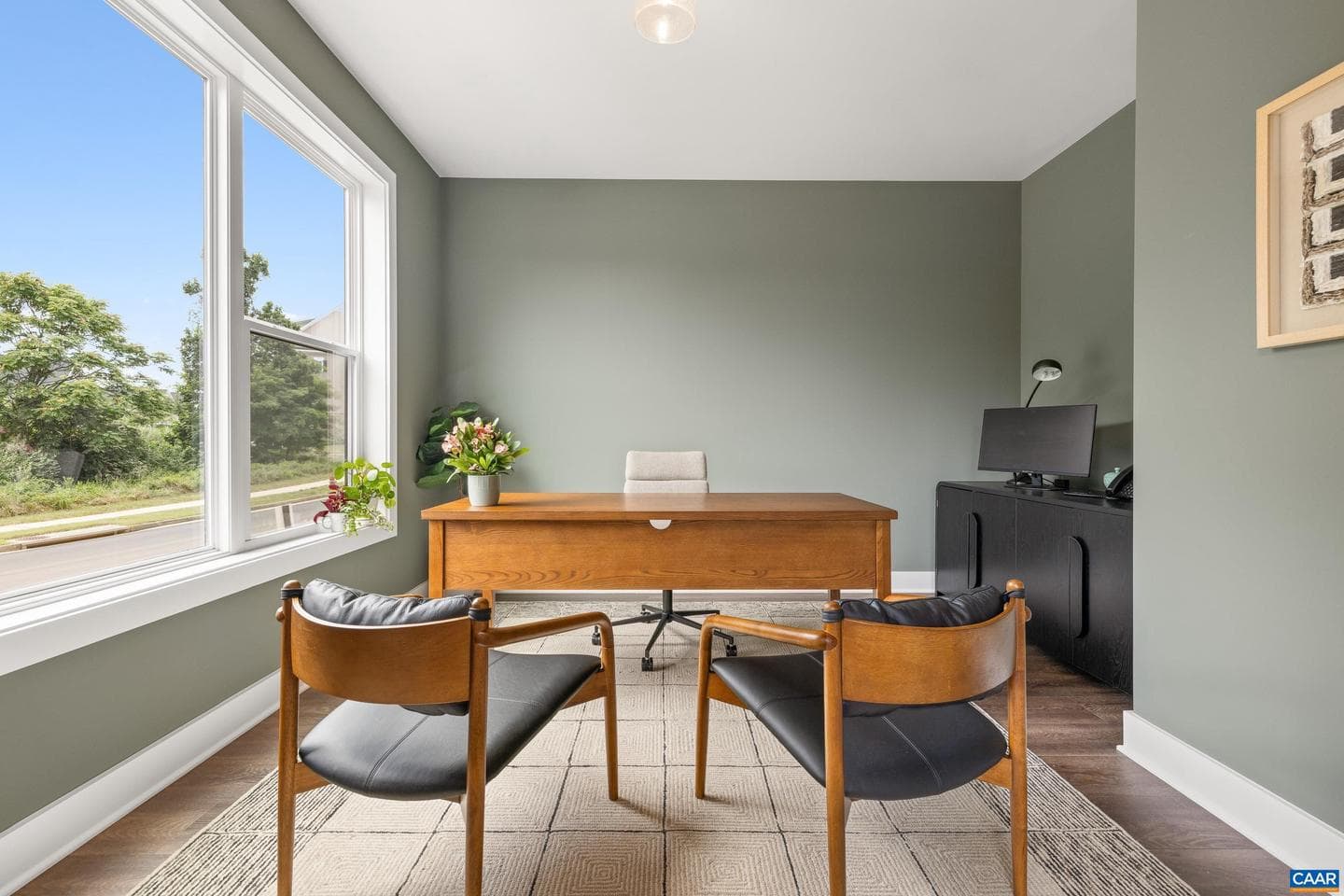 14a Larkin Ave photo 4