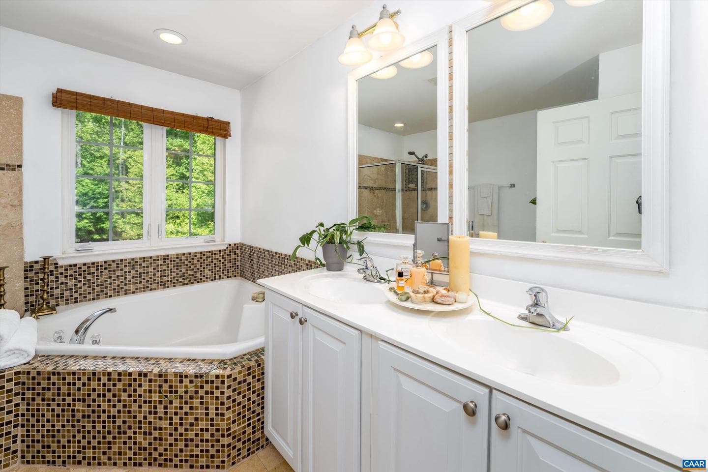 419 Carter Ln photo 28