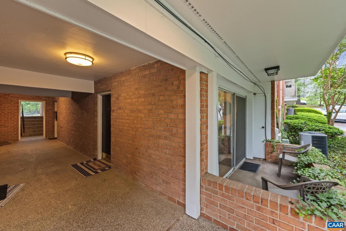 1800 Jefferson Park Ave #86 photo 2