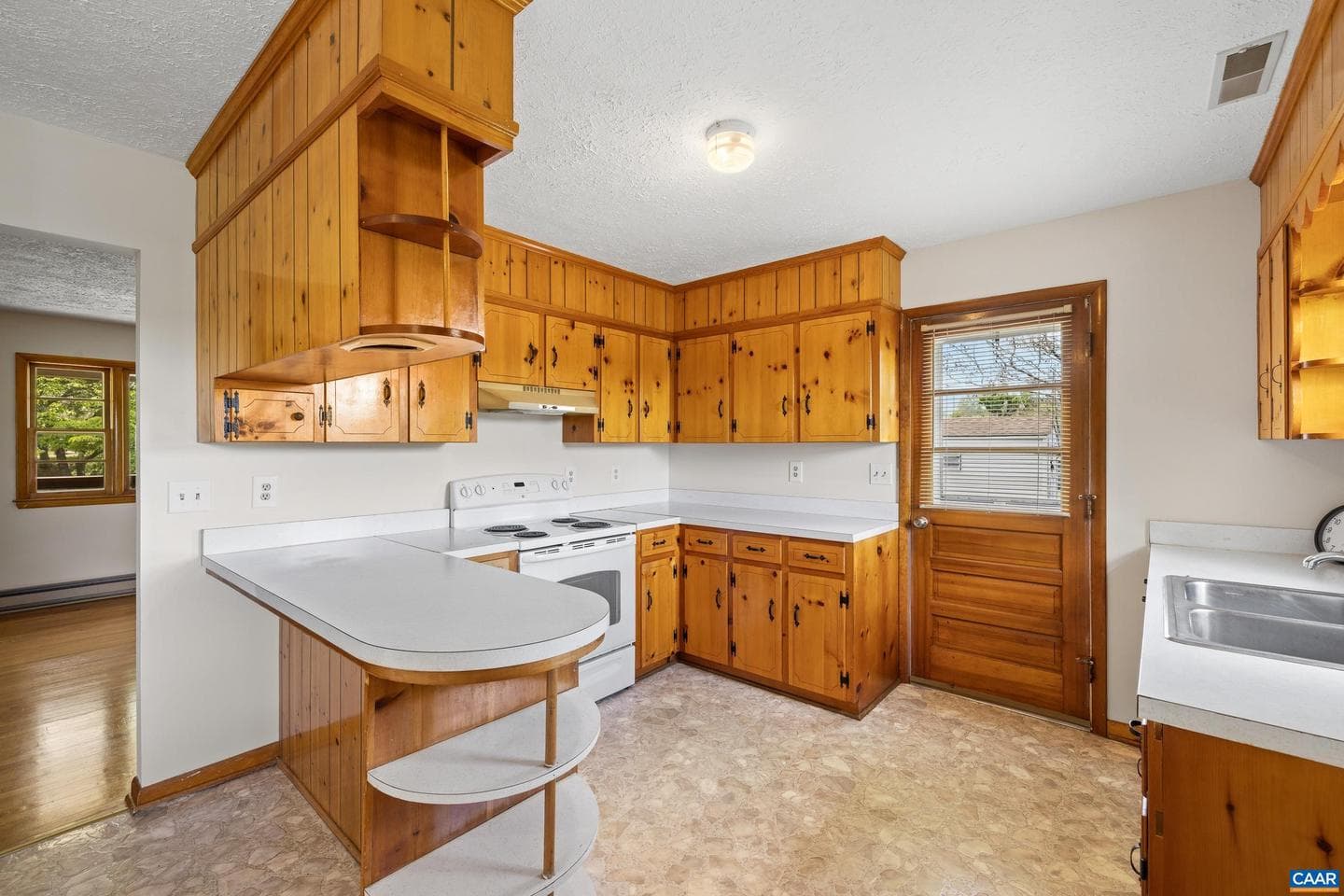653 Celt Rd photo 18
