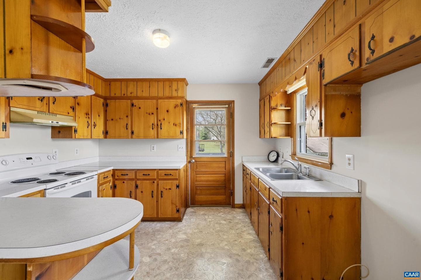 653 Celt Rd photo 19