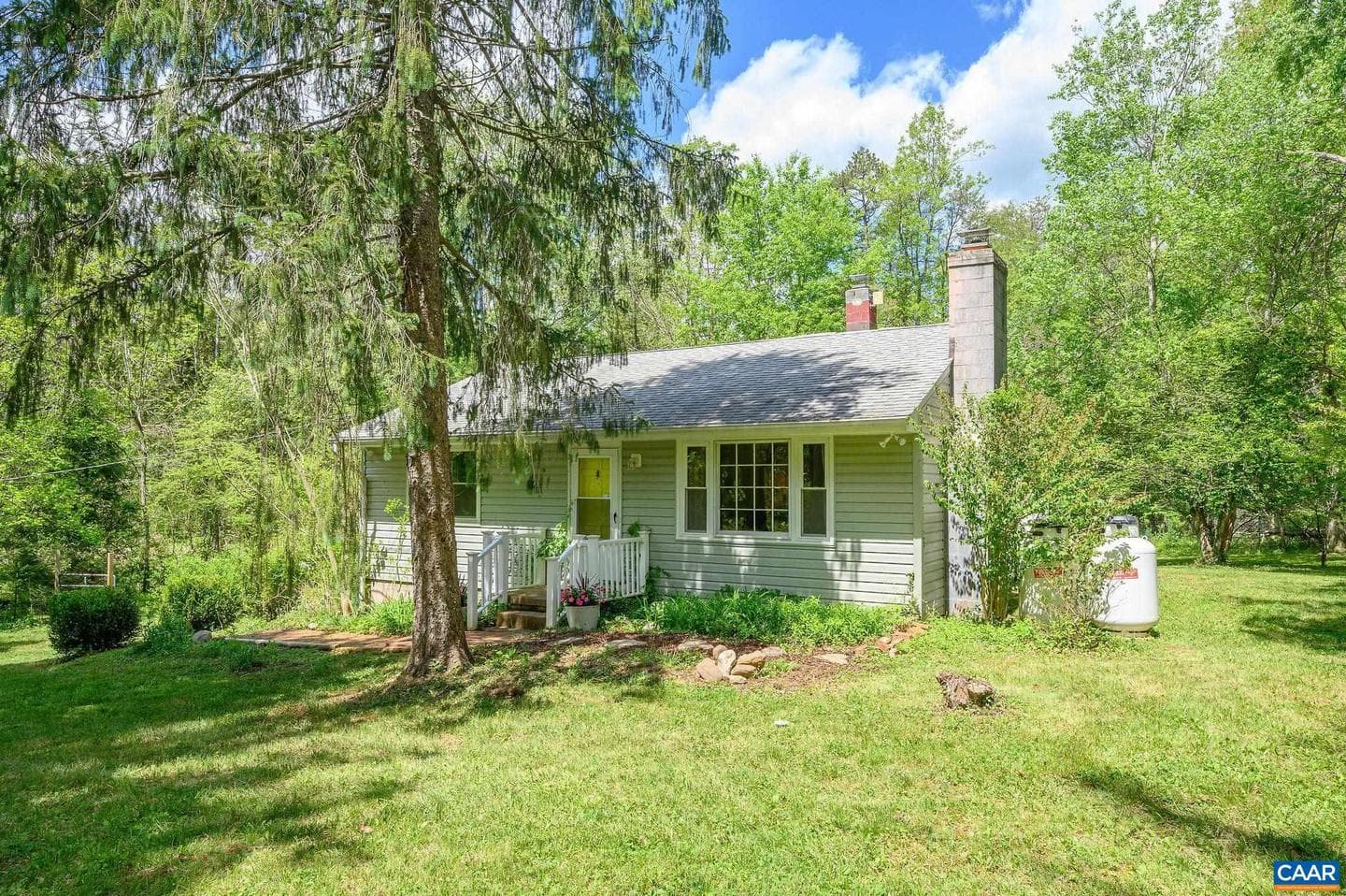 6554 Esmont Rd photo 2