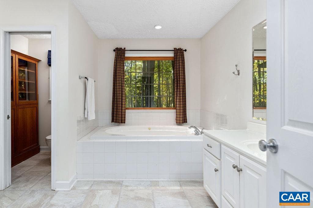 12 Powderhorn Ln photo 17