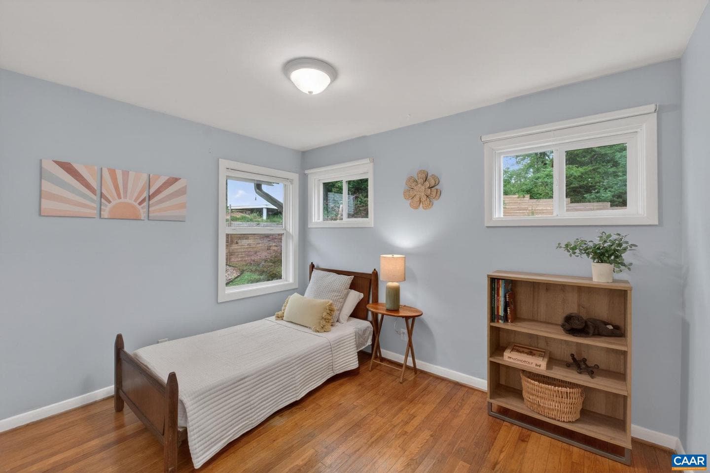 1408 Baker St photo 18