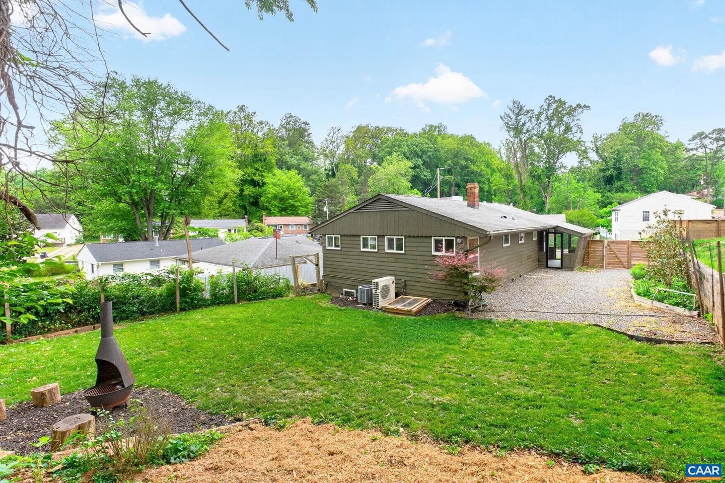 1408 Baker St photo 41