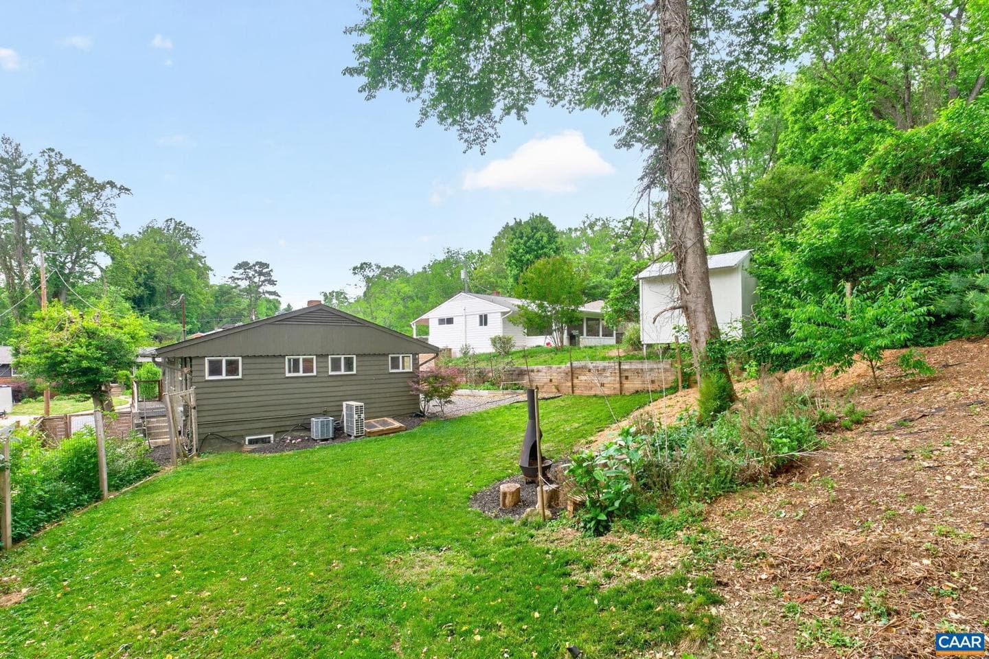 1408 Baker St photo 43