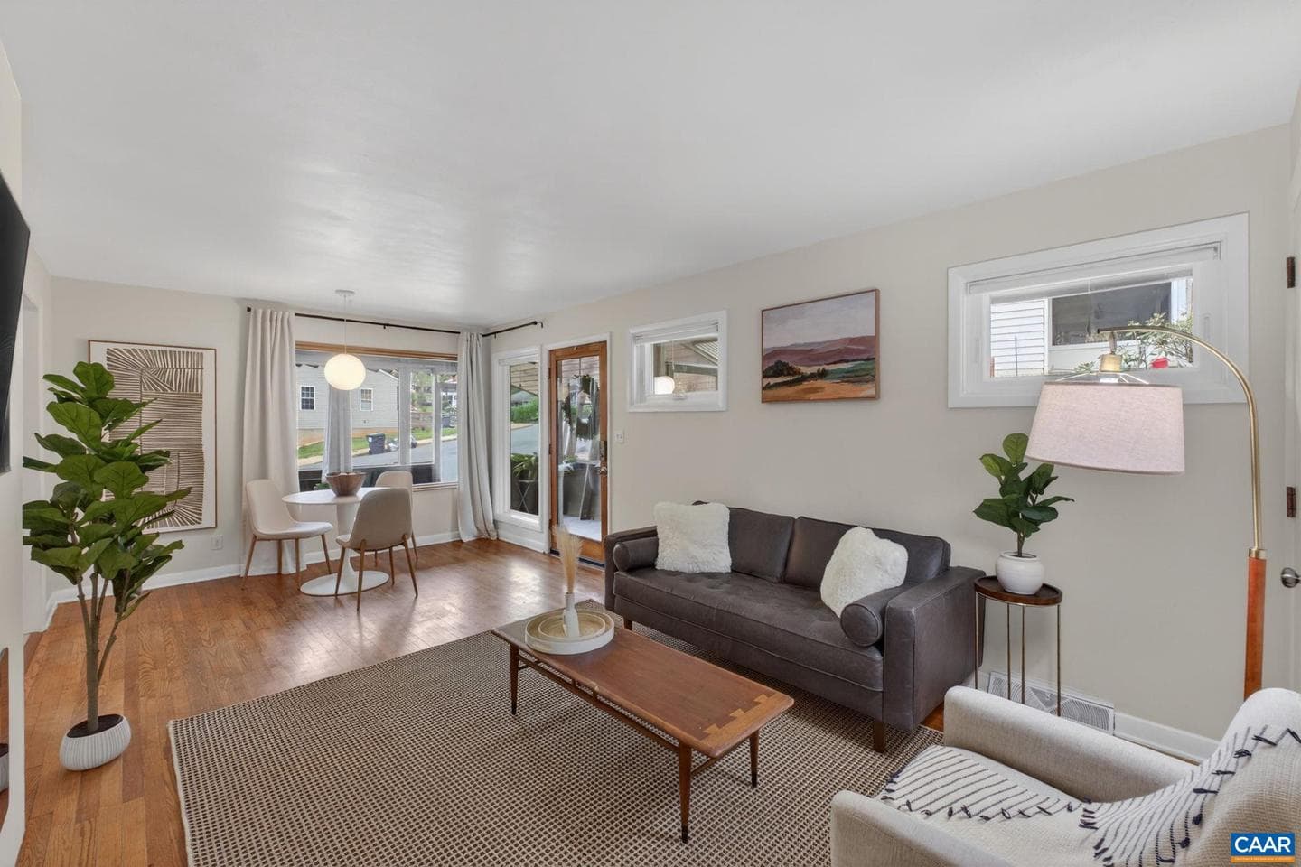 1408 Baker St photo 8