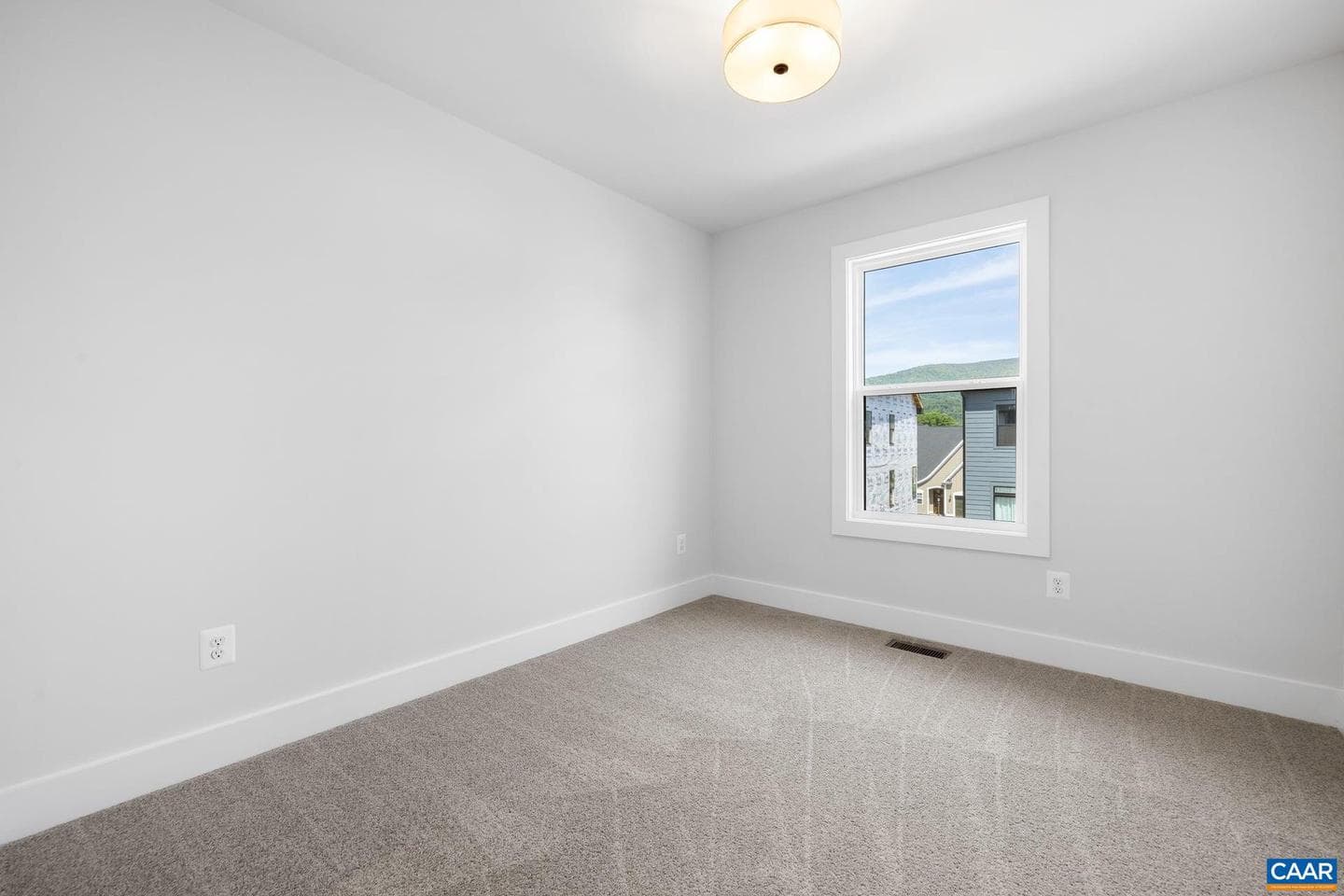 5434 Golf Dr photo 33