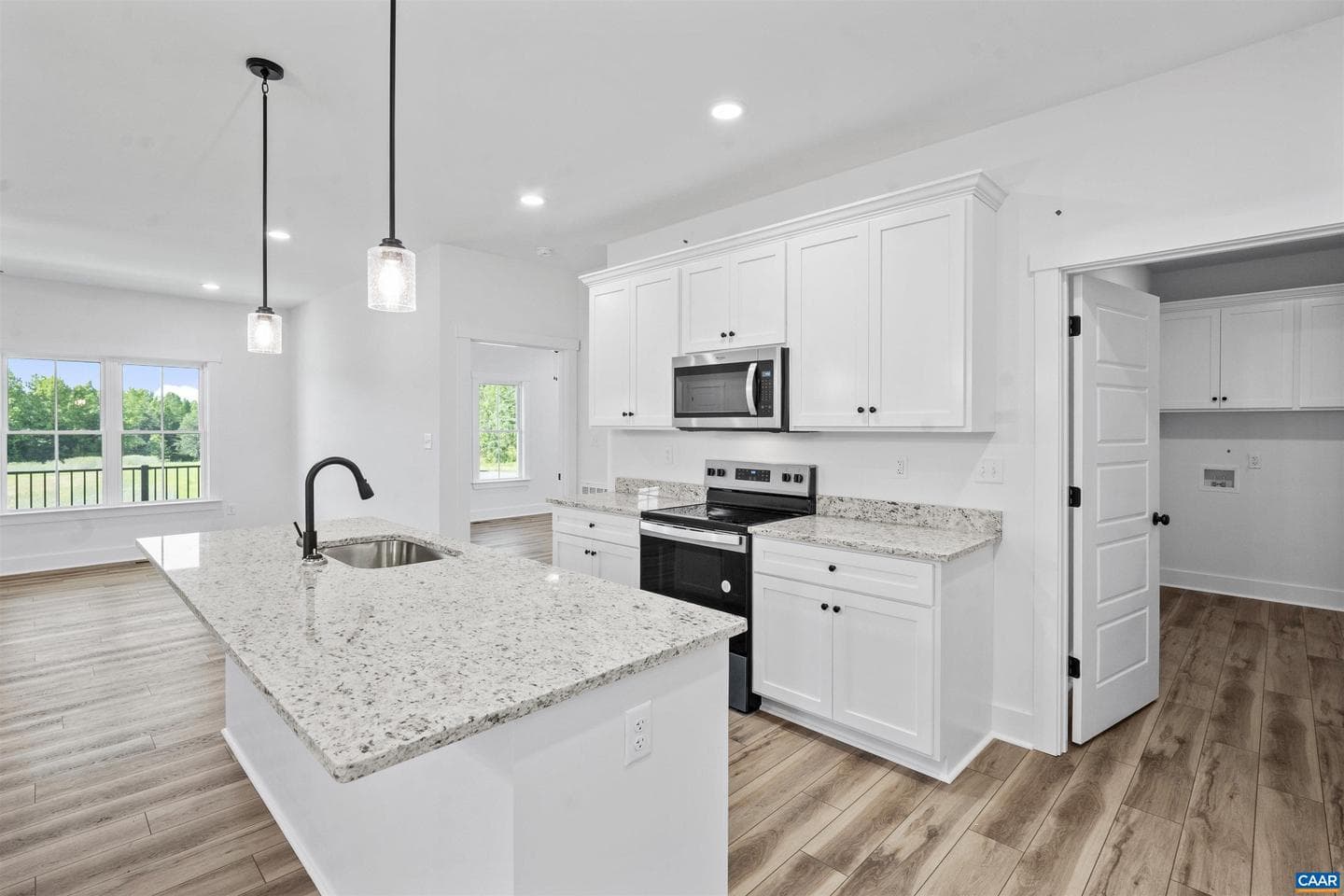 295 Hickory Hollow Ln photo 10