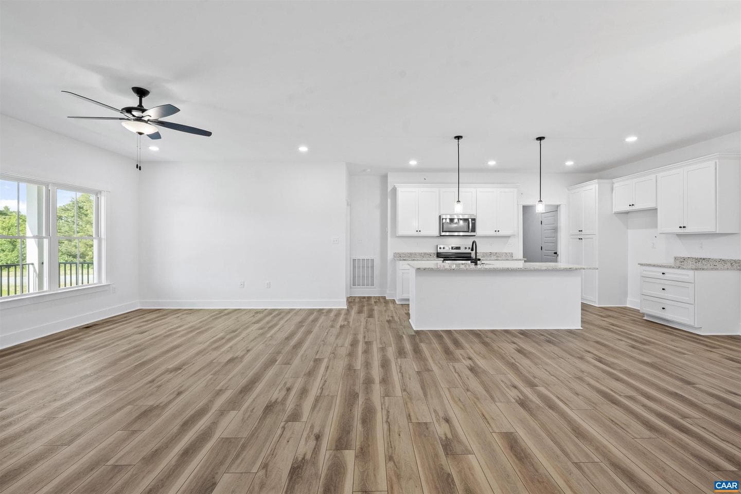 295 Hickory Hollow Ln photo 15