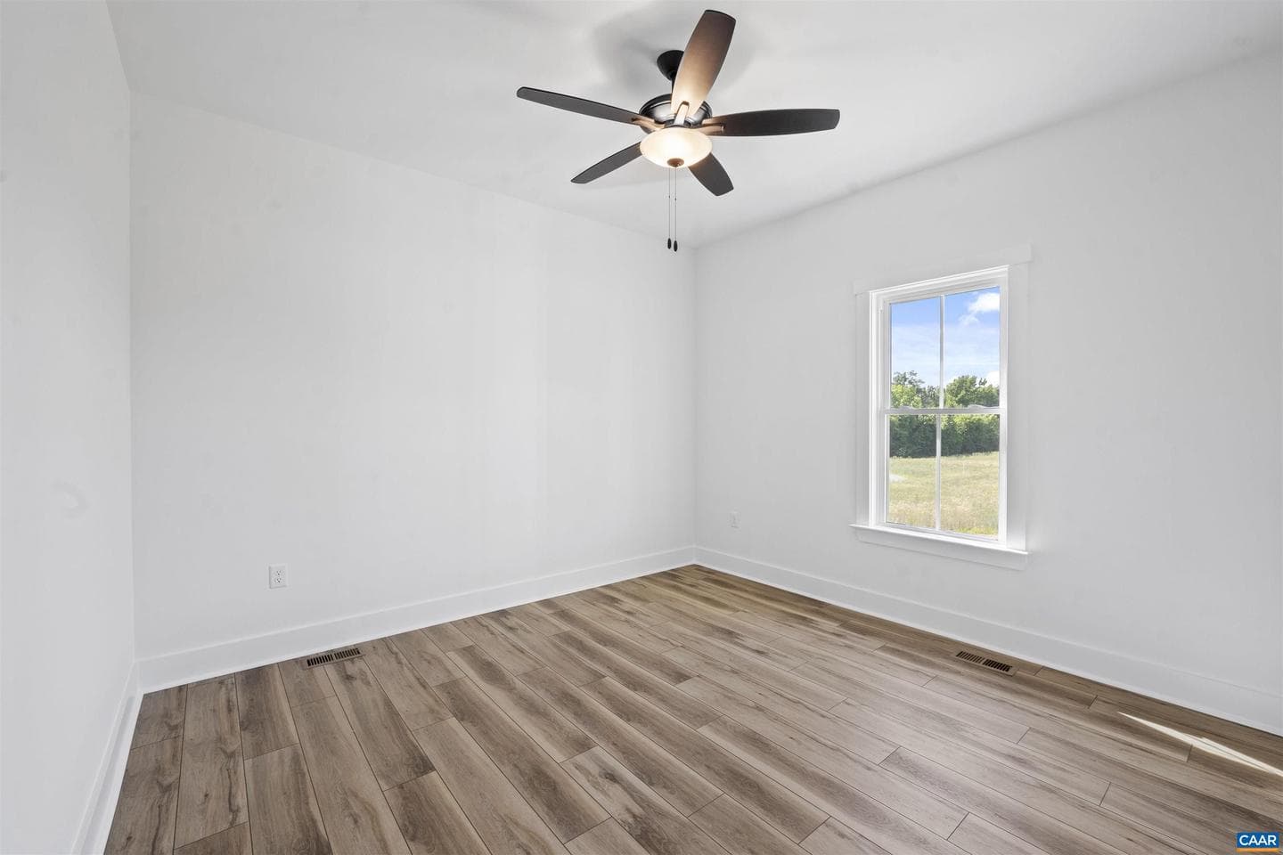 295 Hickory Hollow Ln photo 16