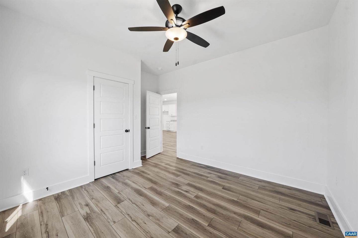 295 Hickory Hollow Ln photo 17
