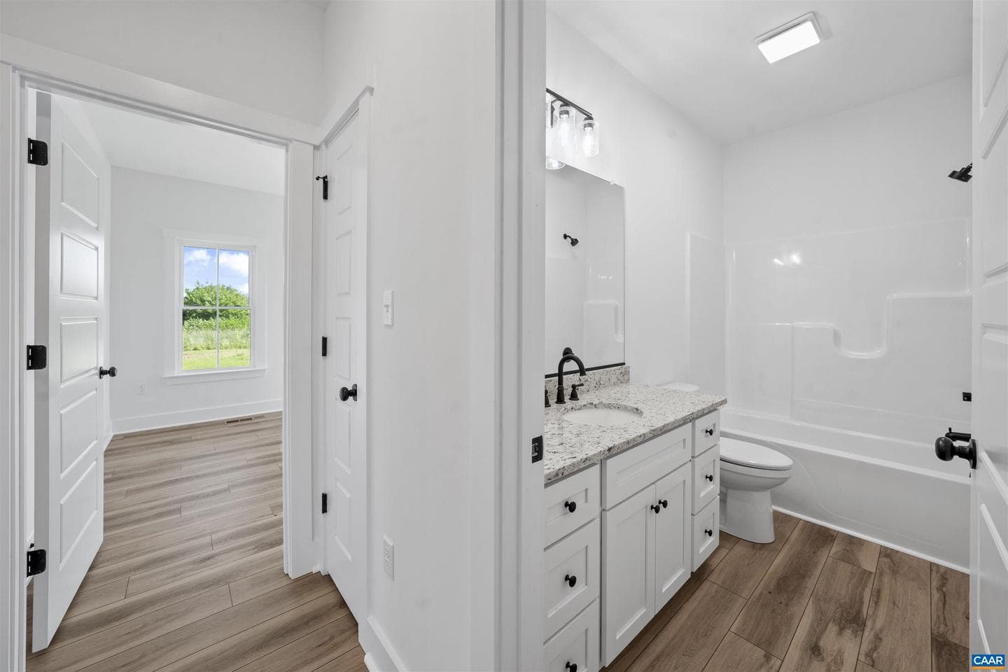 295 Hickory Hollow Ln photo 19