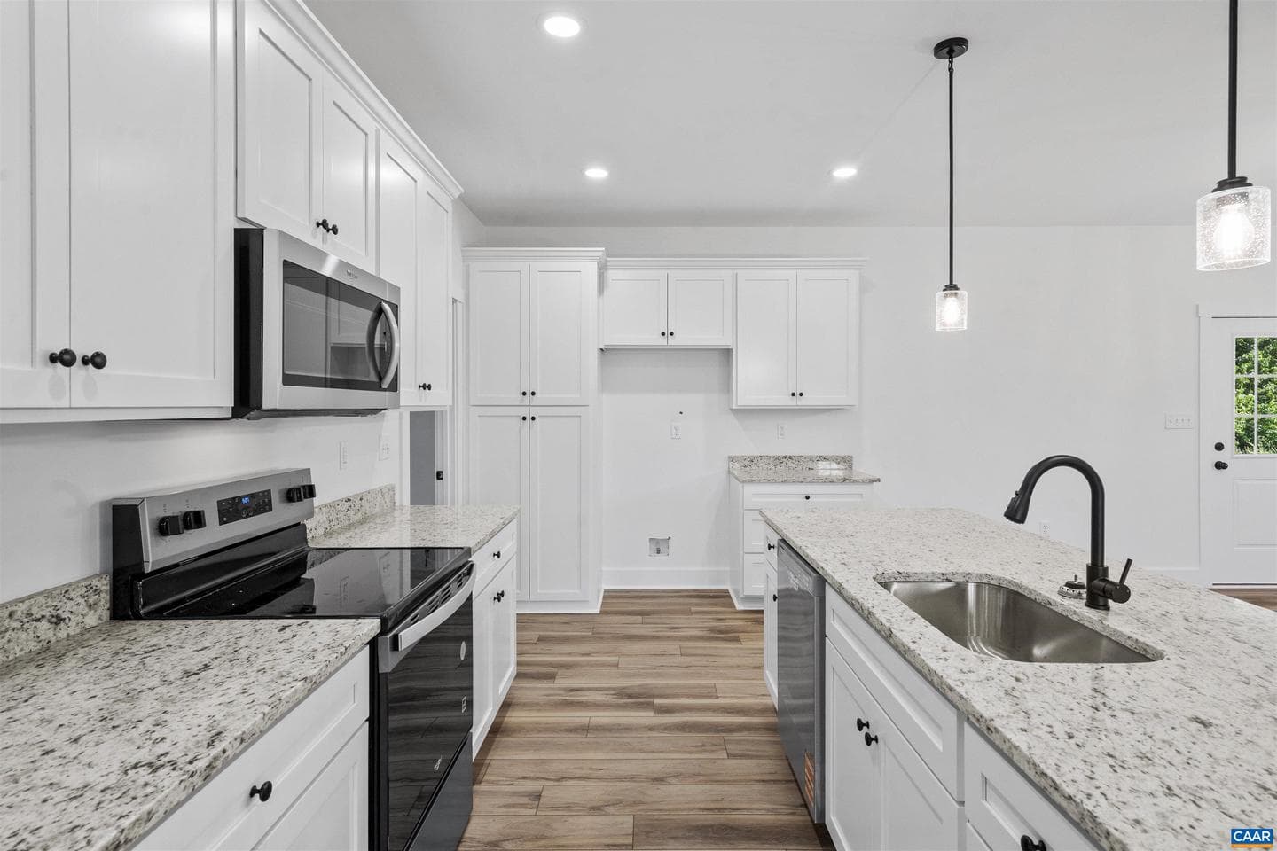 295 Hickory Hollow Ln photo 8