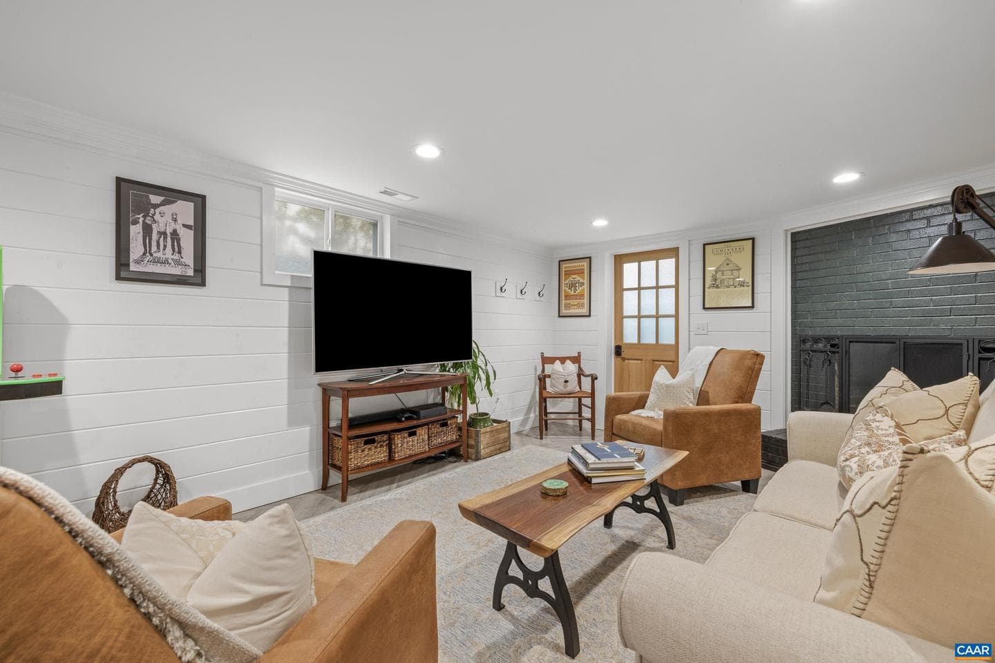 134 W Park Dr photo 22