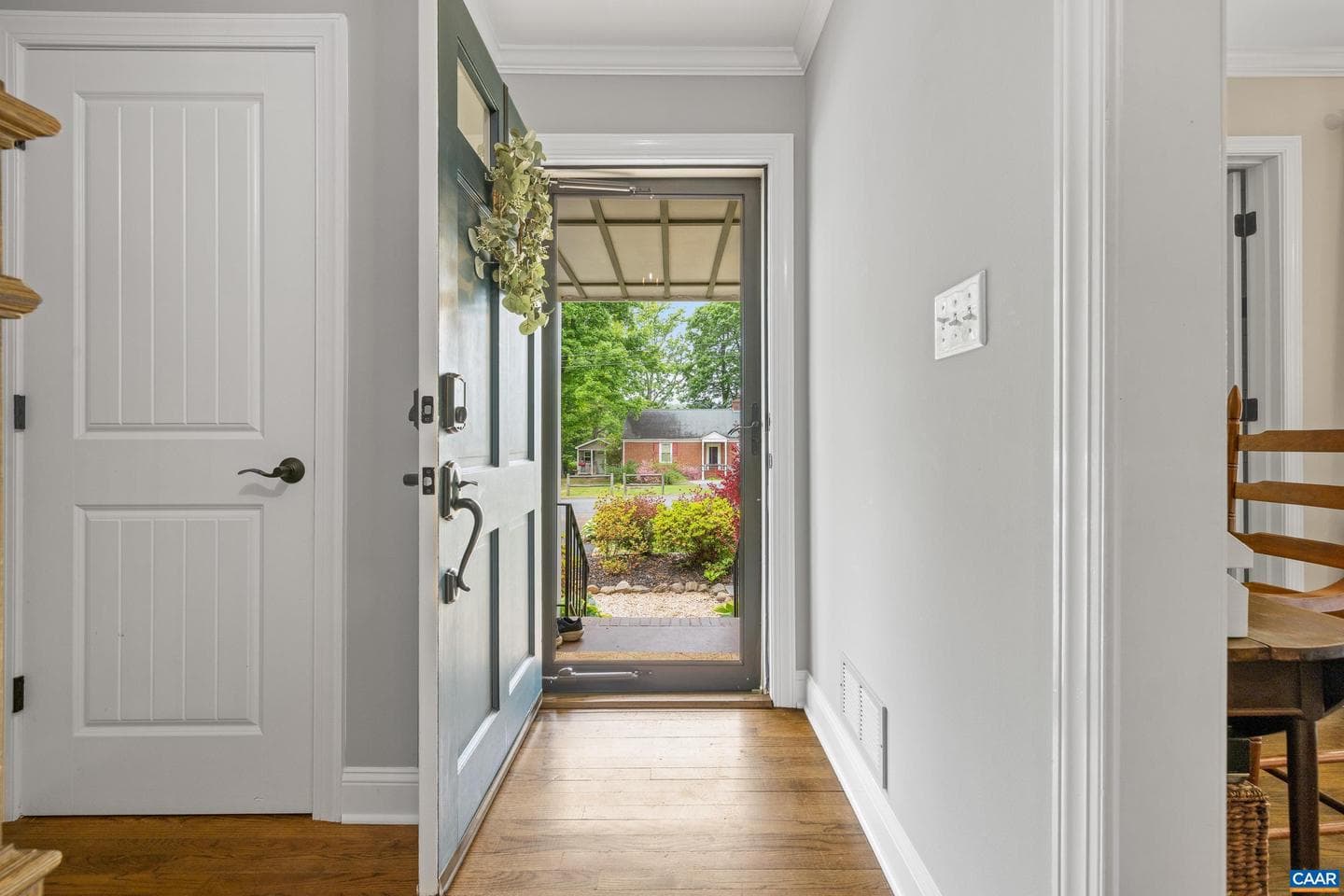 134 W Park Dr photo 5