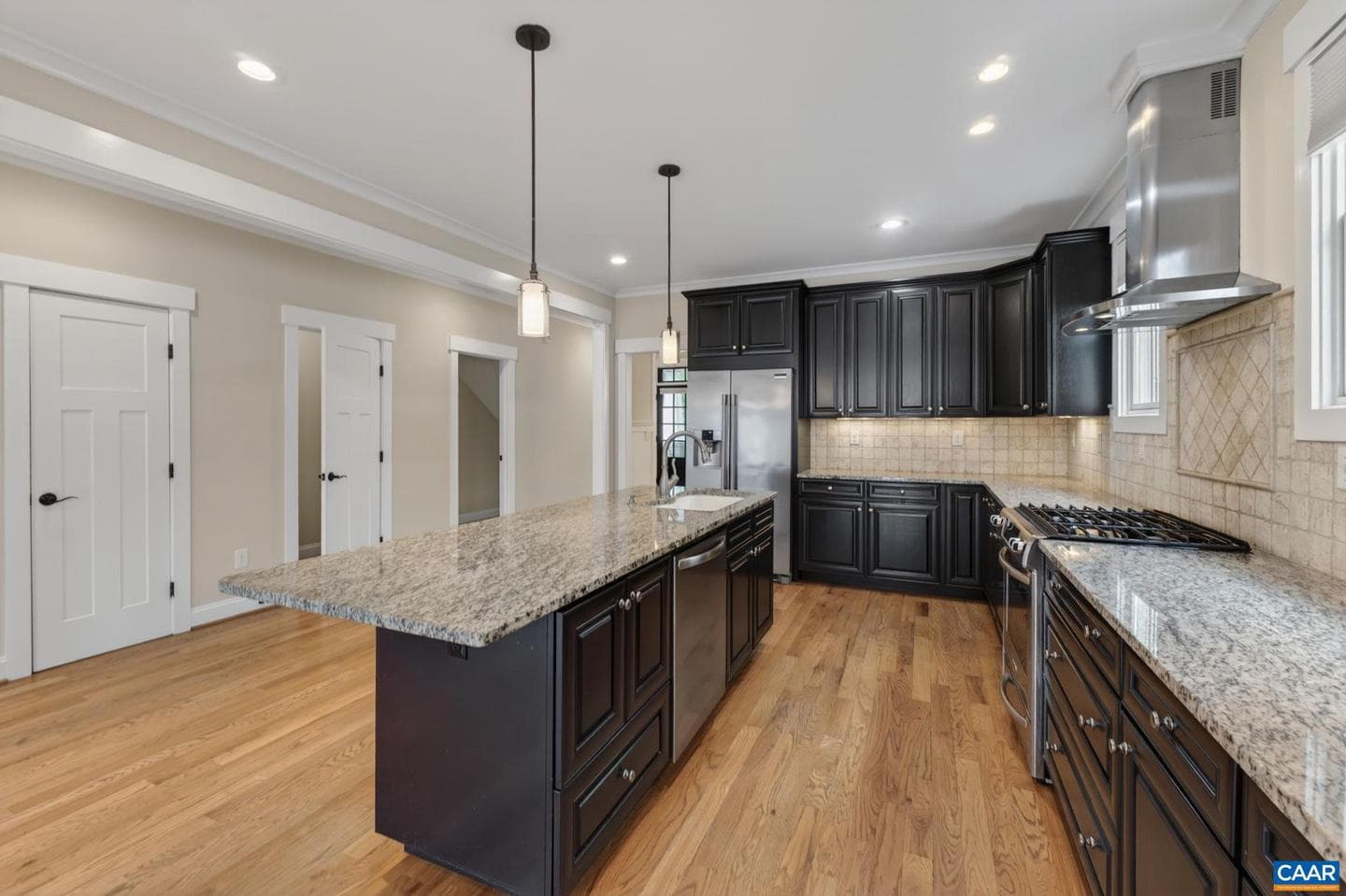 276 Claremont Ln photo 11