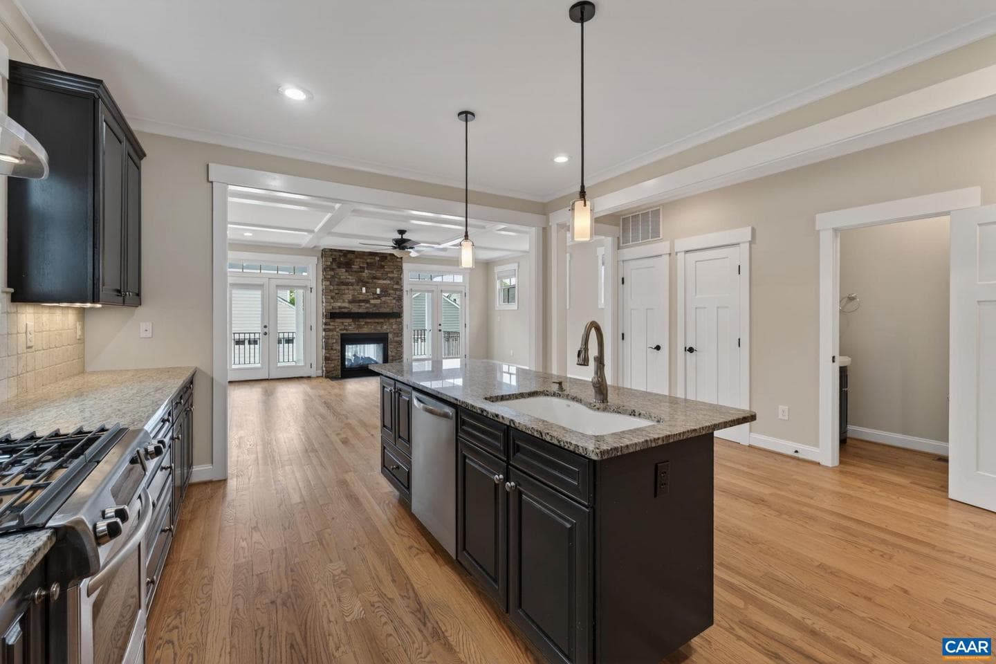 276 Claremont Ln photo 12