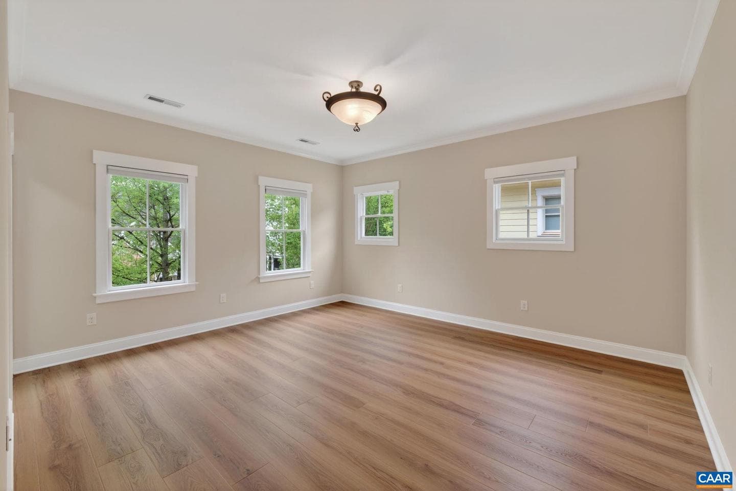 276 Claremont Ln photo 18