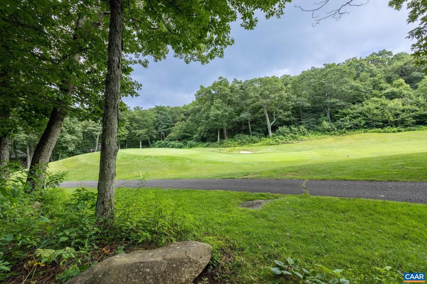 67 S Forest Dr photo 36