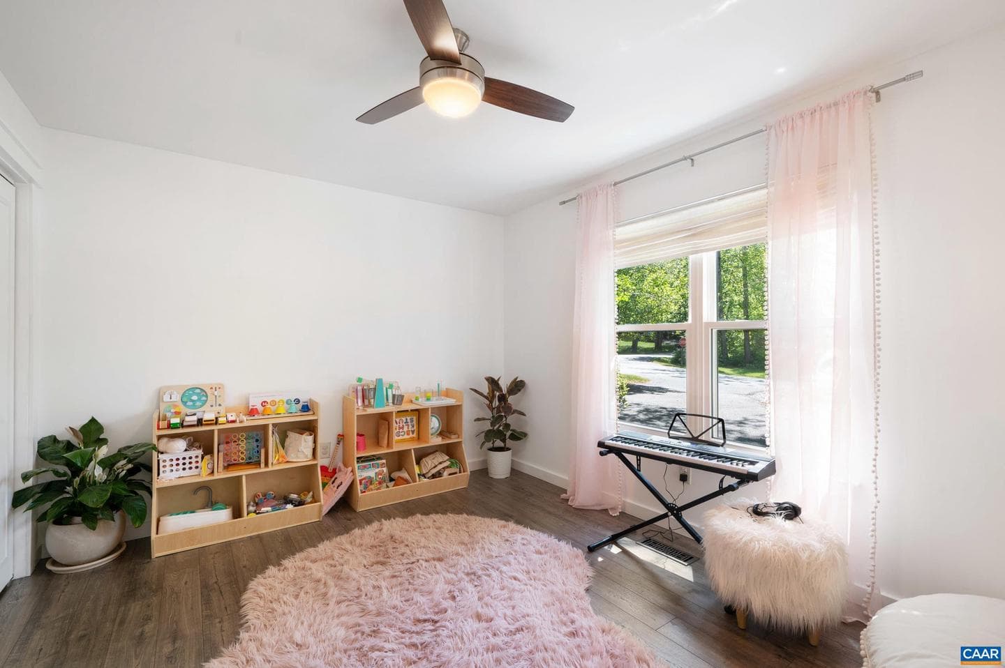 1 Tara Ct photo 5