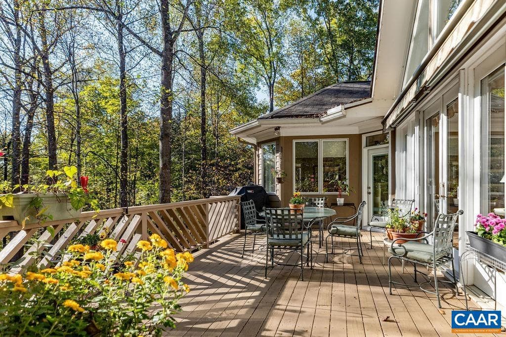 105 Saddleback Knl photo 15