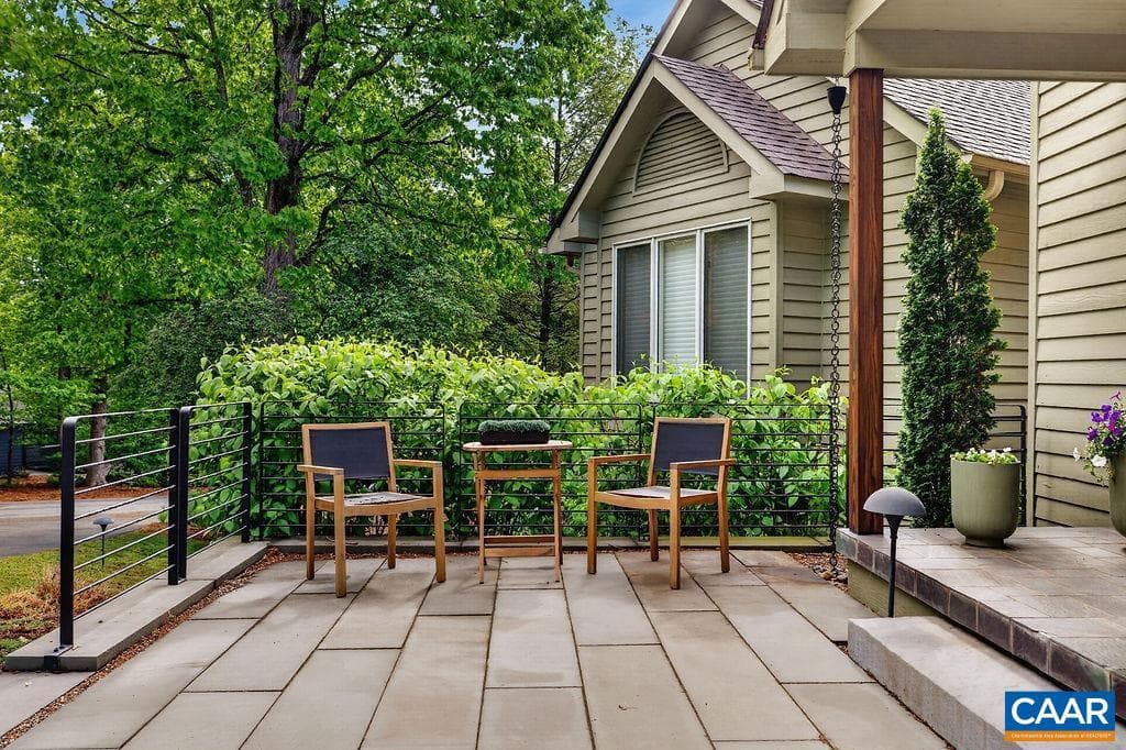 220 Saddleback Knl photo 8